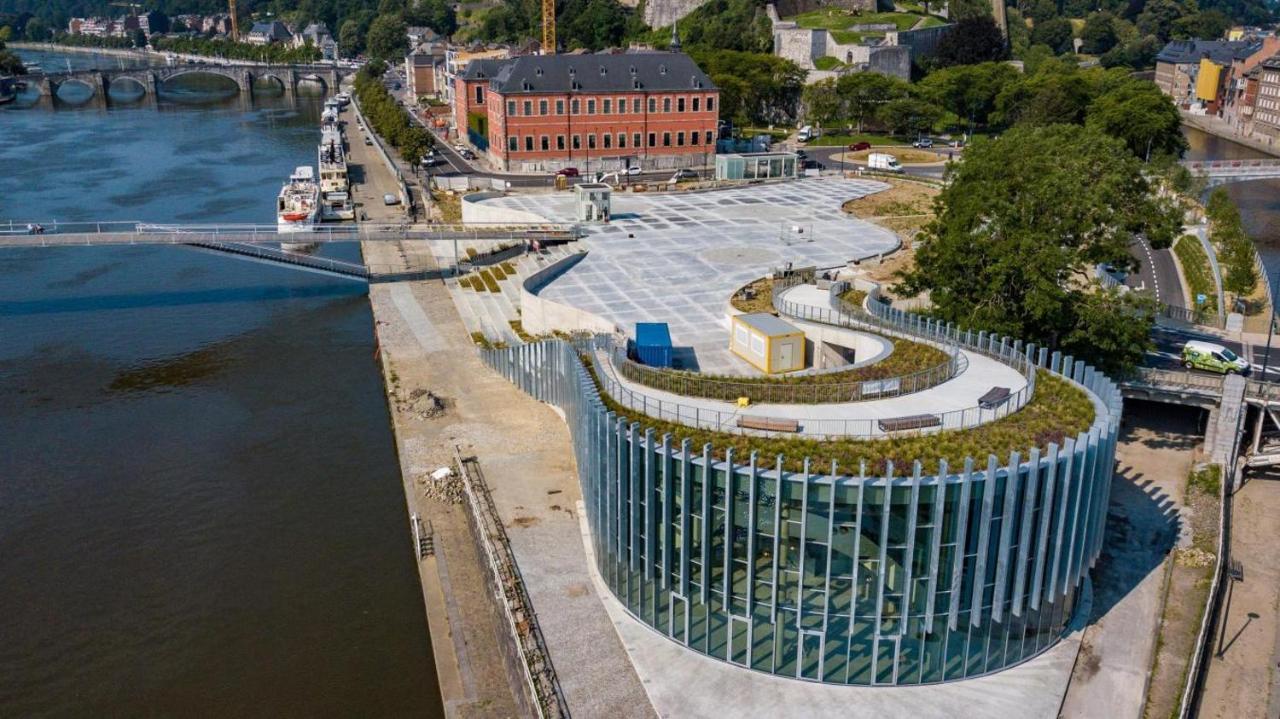 Au Fond Du Jardin Hotell Profondeville Eksteriør bilde